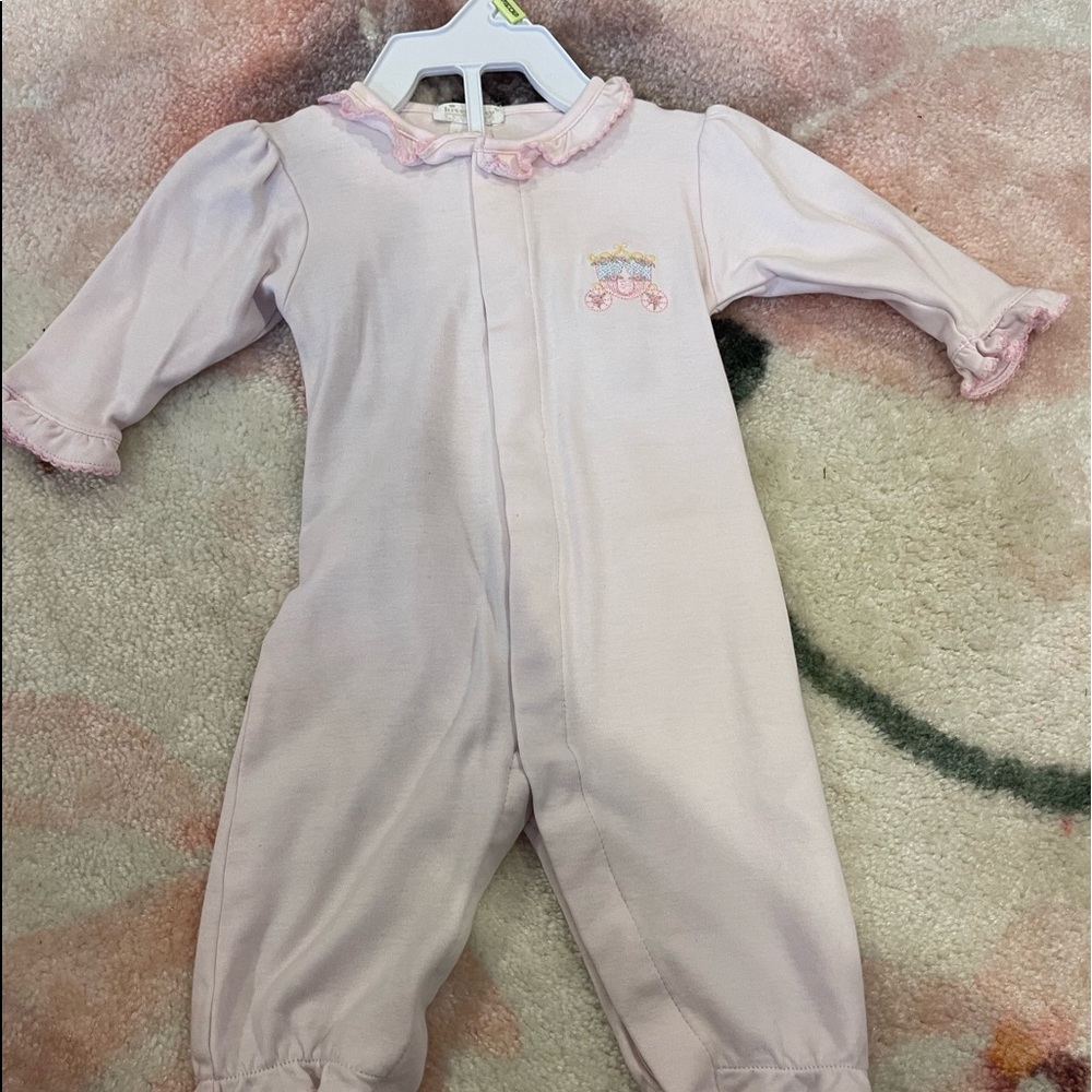 Kissy kissy 0-3 month outfits